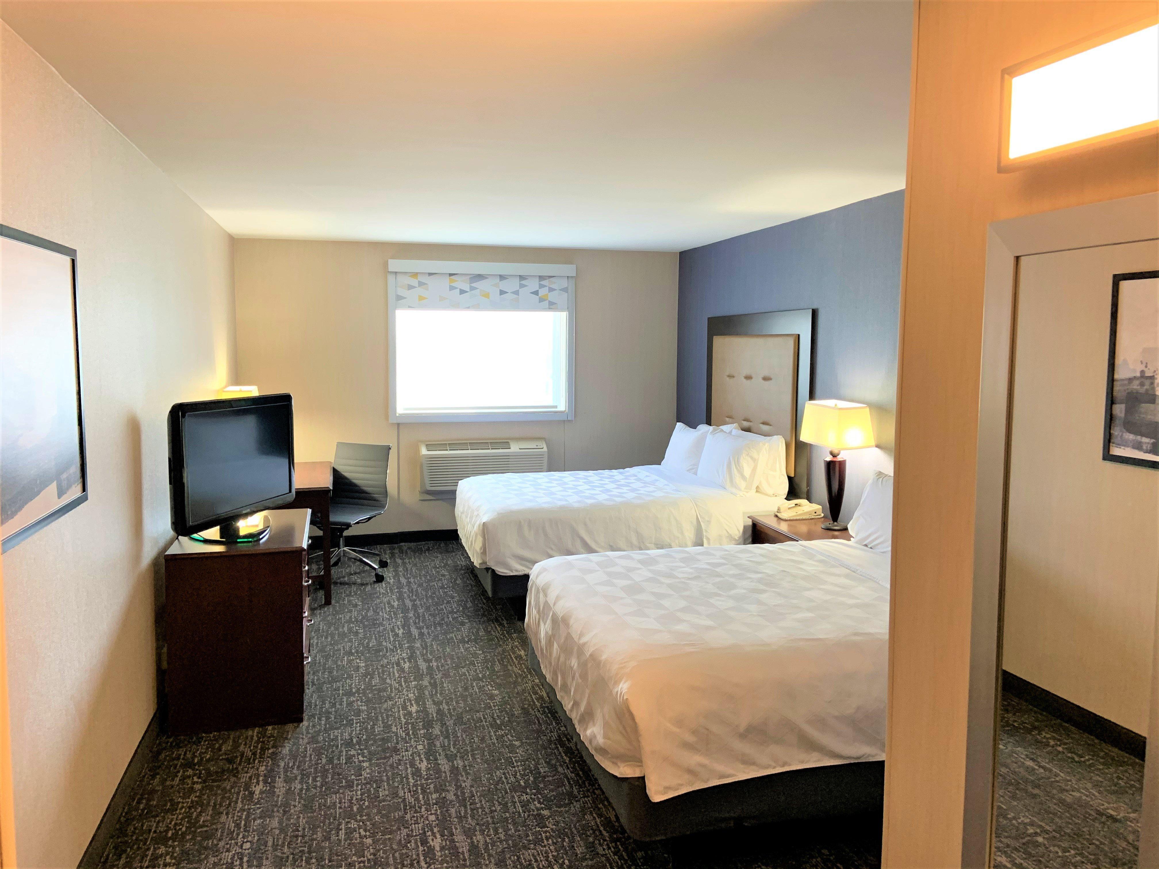 Holiday Inn & Suites Chicago-Carol Stream Wheaton By Ihg Екстериор снимка