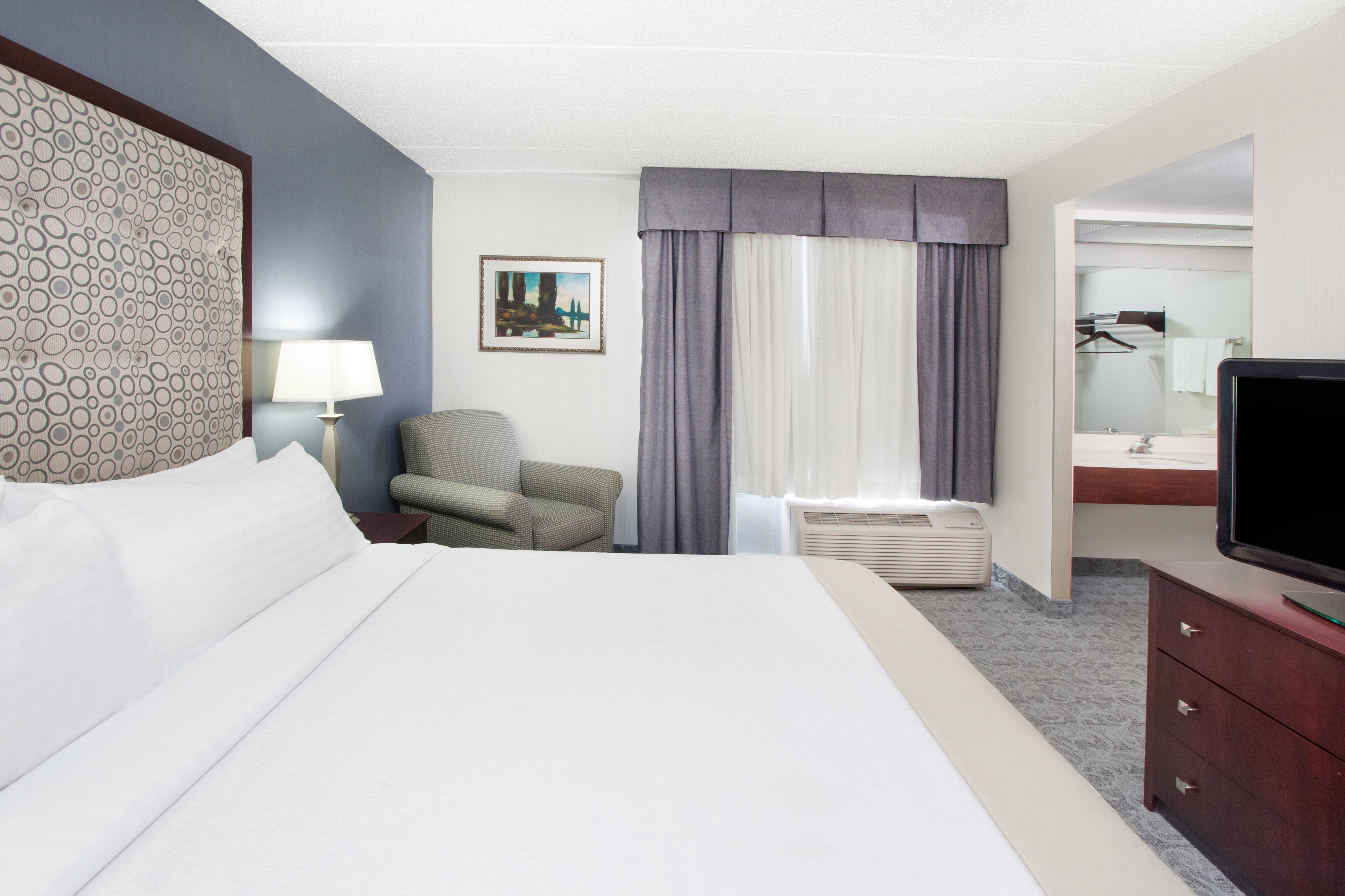 Holiday Inn & Suites Chicago-Carol Stream Wheaton By Ihg Екстериор снимка