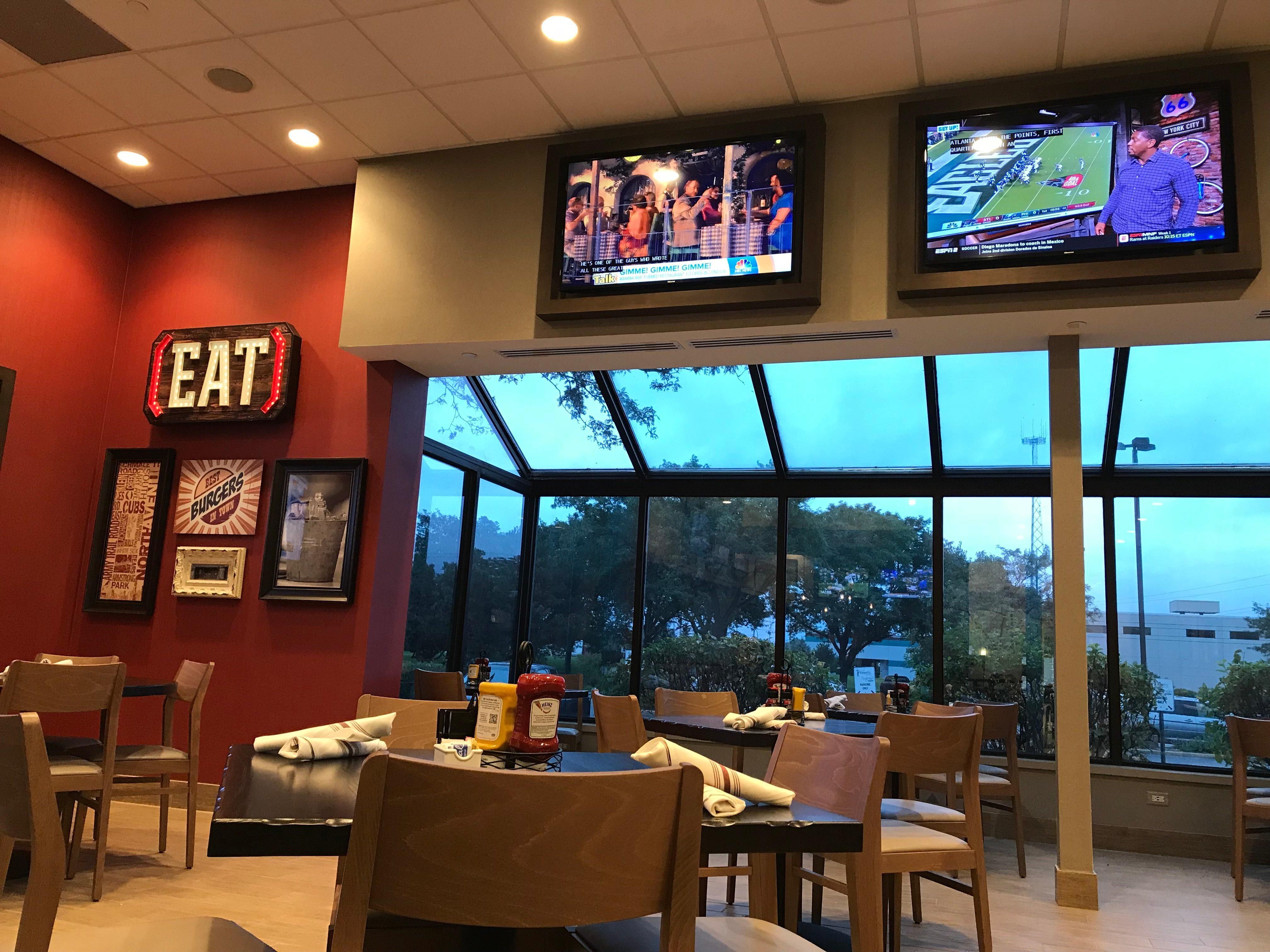 Holiday Inn & Suites Chicago-Carol Stream Wheaton By Ihg Екстериор снимка