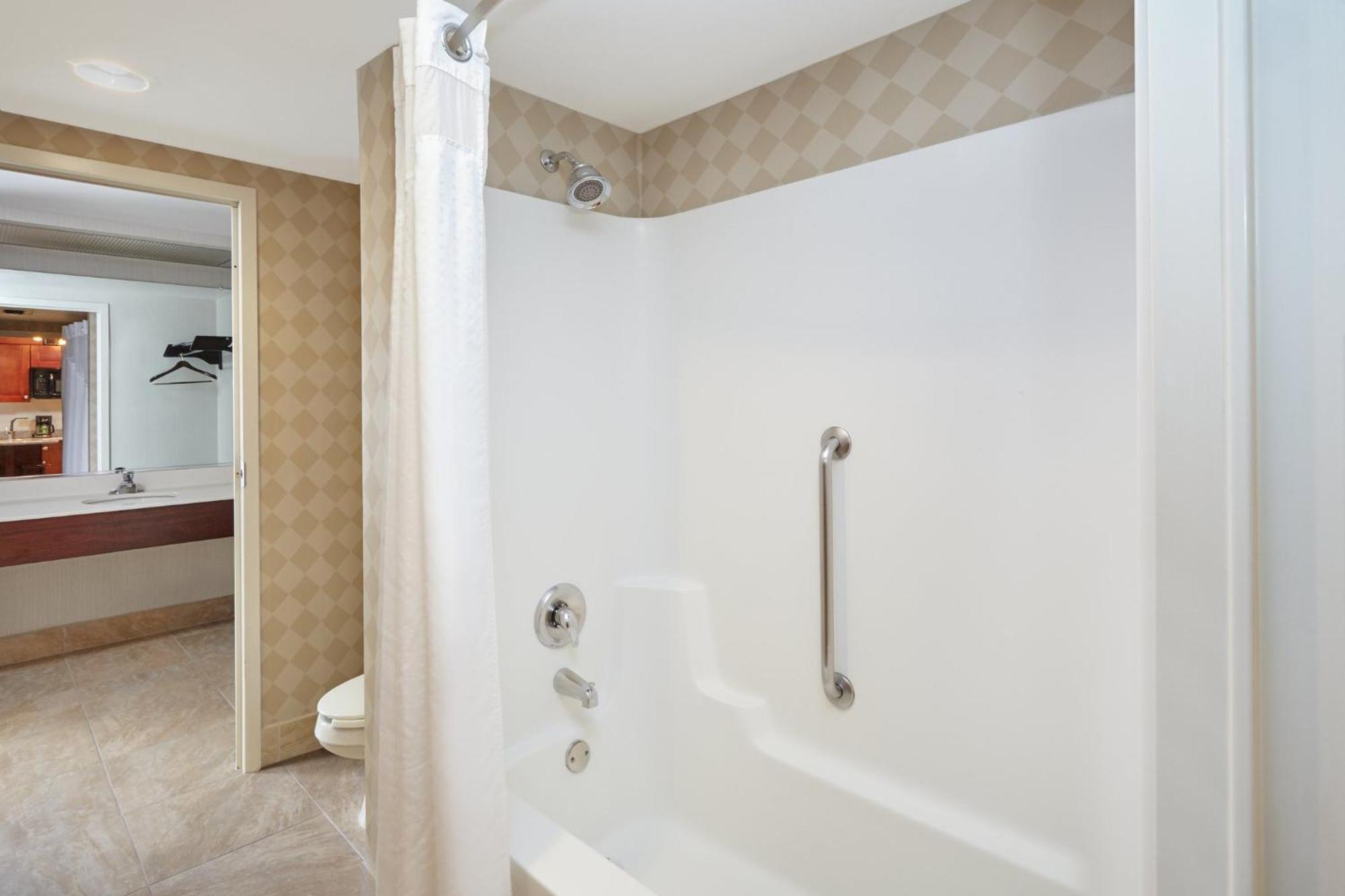 Holiday Inn & Suites Chicago-Carol Stream Wheaton By Ihg Екстериор снимка