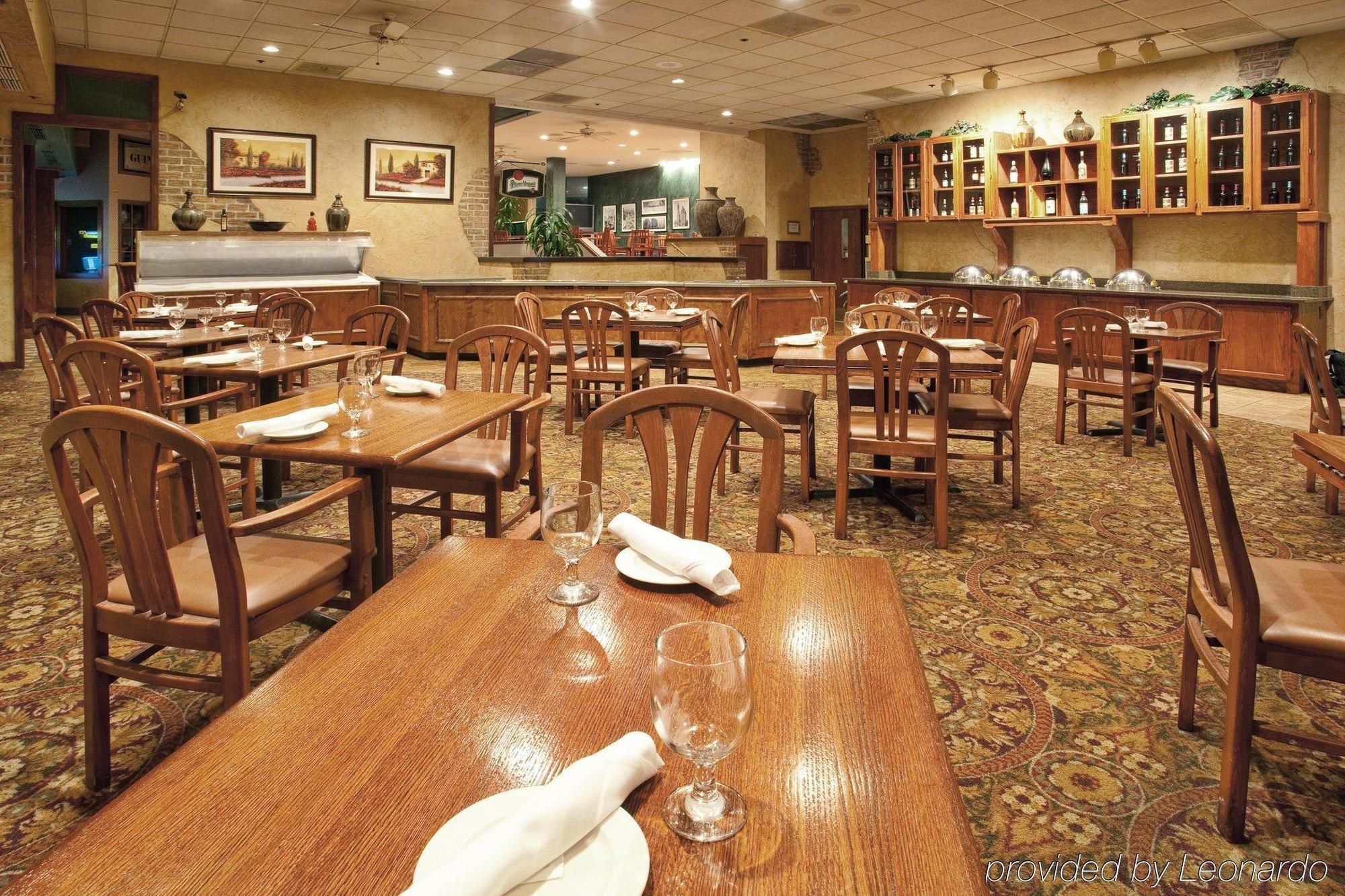 Holiday Inn & Suites Chicago-Carol Stream Wheaton By Ihg Ресторант снимка